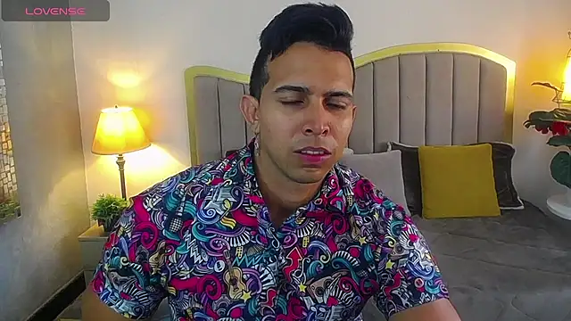 Snapshot of randy_paterman_ chatting on March 1, 1:18 pm randy paterman  online show from March 1, 1:18 pm