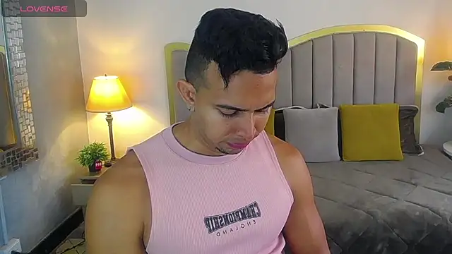 Snapshot of randy_paterman_ chatting on March 14, 1:24 pm randy paterman  online show from March 14, 1:24 pm