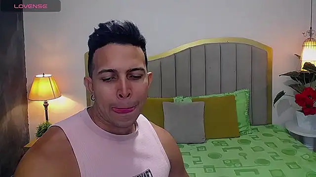 Snapshot of randy_paterman_ chatting on October 10, 1:15 am randy paterman  online show from October 10, 1:15 am