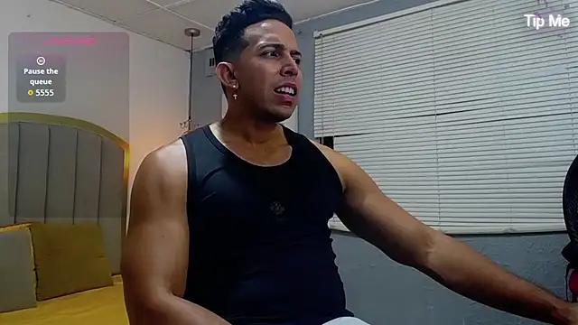 Snapshot of randy_paterman_ chatting on October 23, 12:43 am randy paterman  online show from October 23, 12:43 am