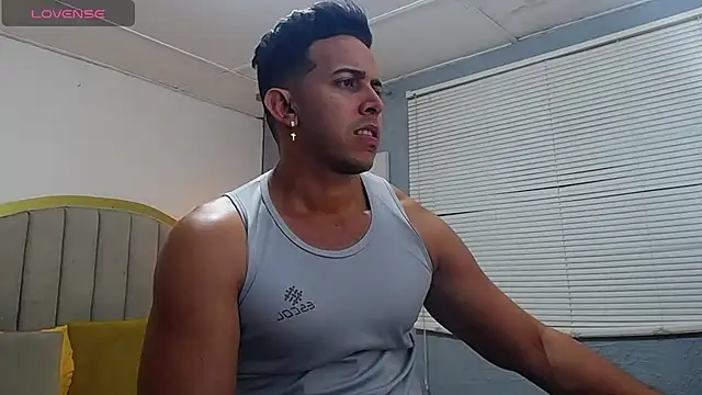 Snapshot of randy_paterman_ chatting on October 24, 1:13 am randy paterman  online show from October 24, 1:13 am