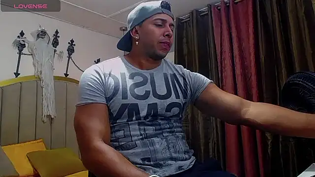 Snapshot of randy_paterman_ chatting on November 2, 1:19 am randy paterman  online show from November 2, 1:19 am