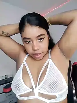 Snapshot of Fanny_Klean chatting on February 14, 1:40 pm Fanny Klean online show from February 14, 1:40 pm
