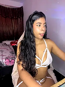 Snapshot of Fanny_Klean chatting on October 16, 4:46 am Fanny Klean online show from October 16, 4:46 am