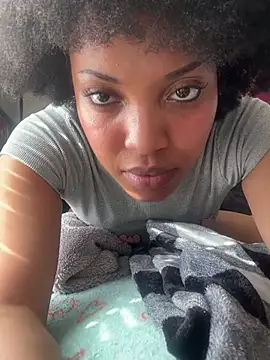 KimiAqua online show from March 11, 9:04 pm