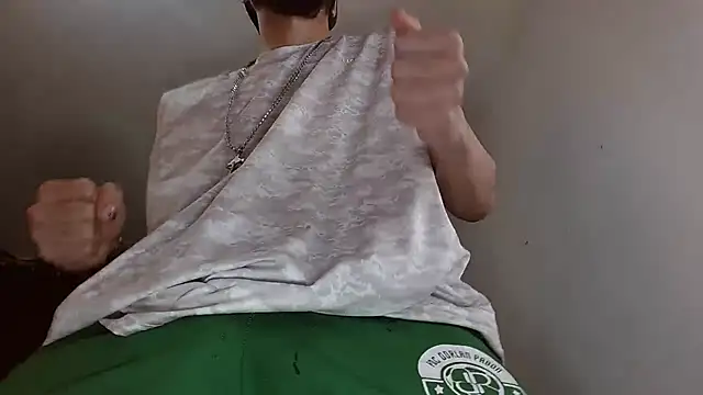 Snapshot of badanyboy chatting on October 23, 10:36 am badanyboy online show from October 23, 10:36 am