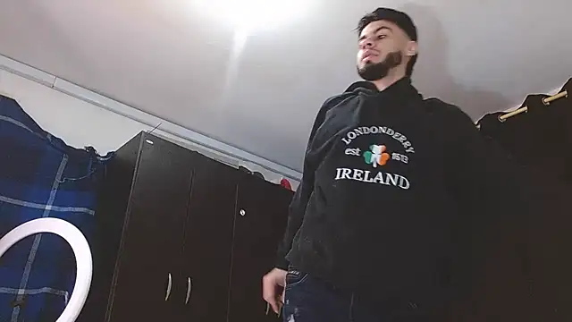 badanyboy online show from December 16, 4:06 am