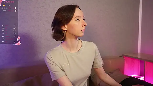 Snapshot of LimaLexxx chatting on February 2, 6:42 pm LimaLexxx online show from February 2, 6:42 pm