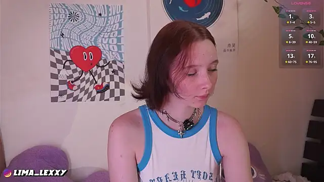 Snapshot of LimaLexxx chatting on May 25, 2:17 am LimaLexxx online show from May 25, 2:17 am