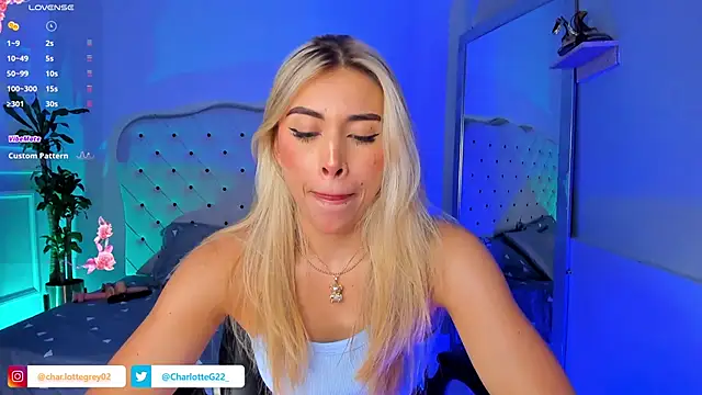 Snapshot of charlotte__grey chatting on February 28, 5:48 pm charlotte  grey online show from February 28, 5:48 pm