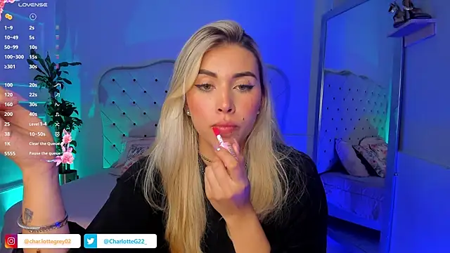 Snapshot of charlotte__grey chatting on March 5, 8:53 pm charlotte  grey online show from March 5, 8:53 pm