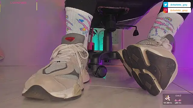 Snapshot of charlotte__grey chatting on September 19, 8:31 pm charlotte  grey online show from September 19, 8:31 pm