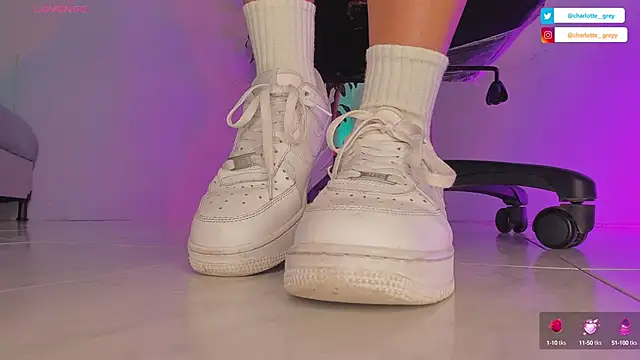 Snapshot of charlotte__grey chatting on September 25, 8:23 pm charlotte  grey online show from September 25, 8:23 pm