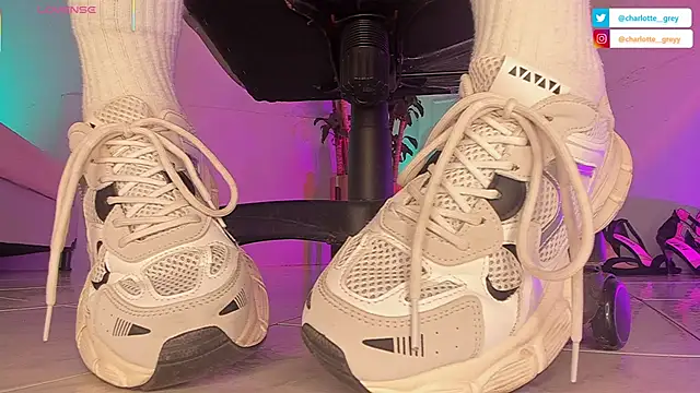 Snapshot of charlotte__grey chatting on October 6, 8:06 pm charlotte  grey online show from October 6, 8:06 pm