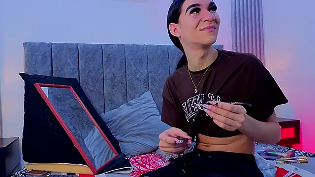 Mia thompson 19 online show from September 23, 3:37 pm