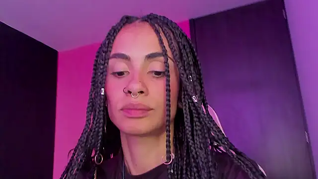 Juanadearco5 online show from December 9, 6:35 pm