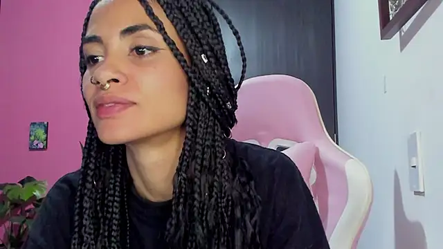 Juanadearco5 online show from December 16, 1:10 am