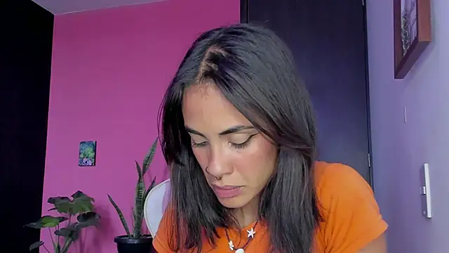 Juanadearco5 online show from December 18, 9:08 pm