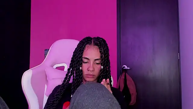 Juanadearco5 online show from January 8, 9:34 pm