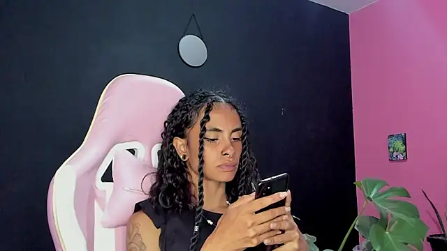 Juanadearco5 online show from January 29, 12:12 am