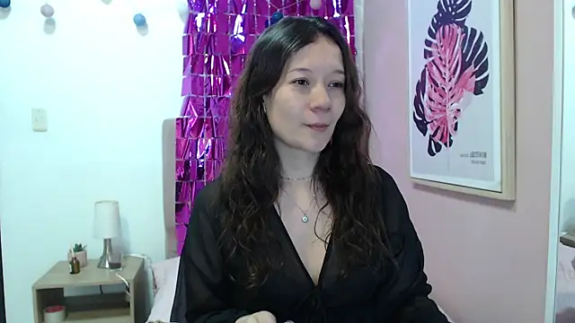 lanna 1878 online show from July 30, 1:32 pm