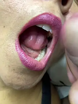 mayemarc online show from March 26, 4:01 pm