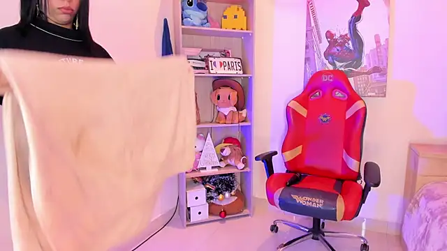 madelyn rose  online show from January 15, 5:19 am