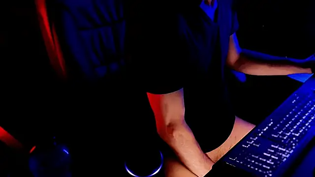 lux dei online show from May 31, 10:44 pm