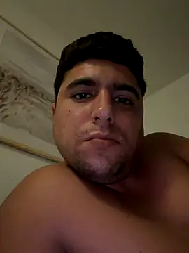 Snapshot of elwhite1996 chatting on October 28, 6:28 am elwhite1996 online show from October 28, 6:28 am