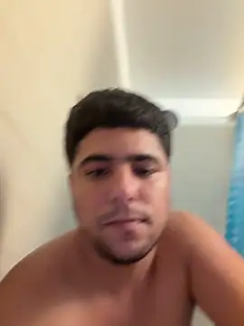 Snapshot of elwhite1996 chatting on November 22, 7:13 pm elwhite1996 online show from November 22, 7:13 pm