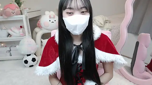 momo room online show from December 21, 4:09 am