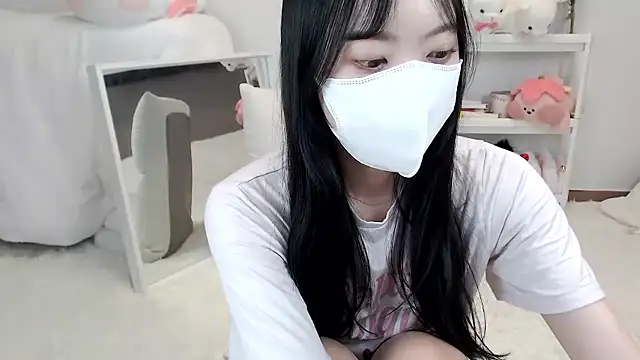 momo room online show from June 22, 10:56 am