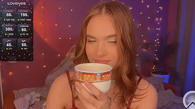 CarolineLovers online show from March 1, 2:04 am