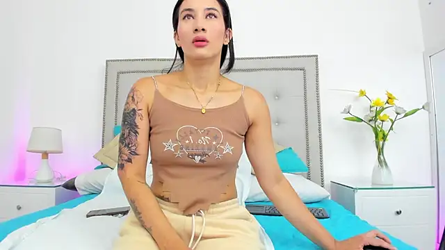 Snapshot of Cataleyalove_ADY chatting on April 1, 8:28 pm Cataleyalove ADY online show from April 1, 8:28 pm