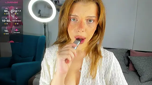 Hannah Carr online show from October 7, 7:00 pm