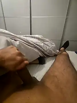 Snapshot of Hardmard chatting on December 27, 6:31 pm Hardmard online show from December 27, 6:31 pm