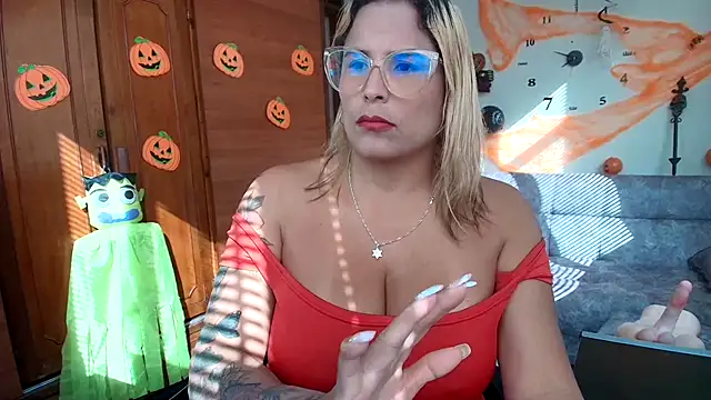 Majo Soussa online show from October 23, 12:48 pm