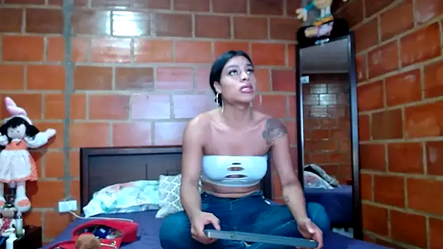 Snapshot of golositha29 chatting on December 26, 9:47 pm golositha29 online show from December 26, 9:47 pm