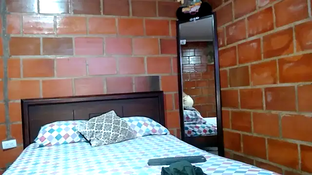 Snapshot of golositha29 chatting on January 8, 2:03 am golositha29 online show from January 8, 2:03 am