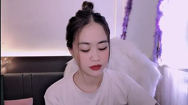 Snapshot of witch-39 chatting on February 21, 5:56 am witch-39 online show from February 21, 5:56 am