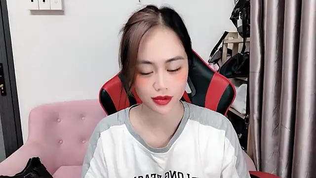 witch-39 online show from December 19, 4:58 pm