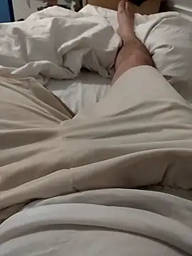 Snapshot of blak1093 chatting on January 21, 9:57 pm blak1093 online show from January 21, 9:57 pm