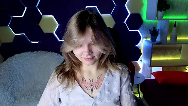 Snapshot of LitaBrom chatting on December 29, 1:13 am LitaBrom online show from December 29, 1:13 am