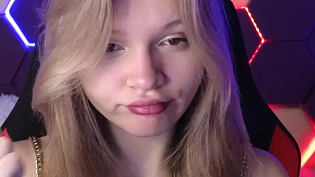 Snapshot of LitaBrom chatting on January 16, 1:27 am LitaBrom online show from January 16, 1:27 am