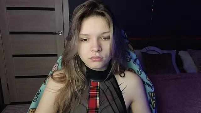 Snapshot of LitaBrom chatting on March 4, 1:01 am LitaBrom online show from March 4, 1:01 am