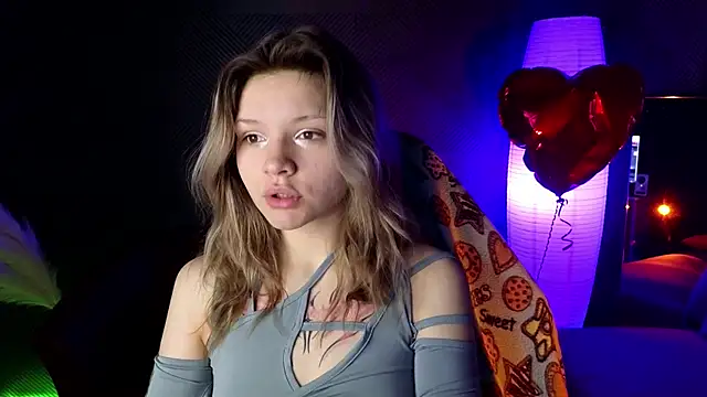 Snapshot of LitaBrom chatting on March 23, 1:09 am LitaBrom online show from March 23, 1:09 am