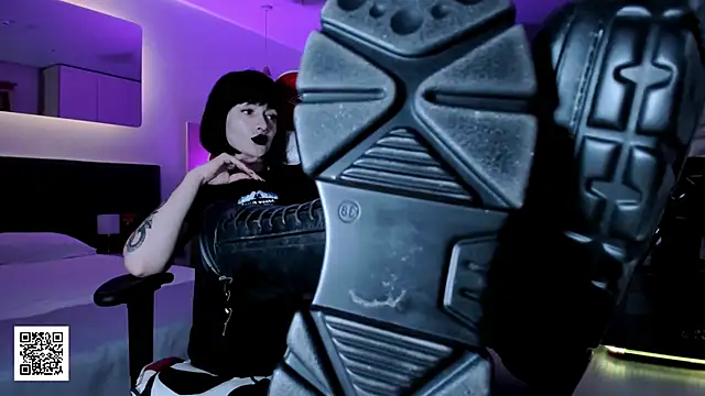  Goddess Misha  online show from October 29, 9:05 pm