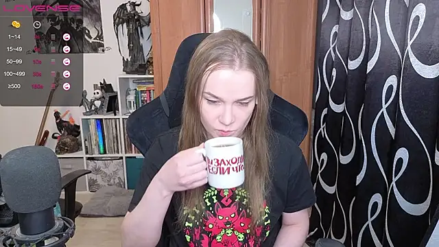 stellablondy online show from March 9, 3:49 pm