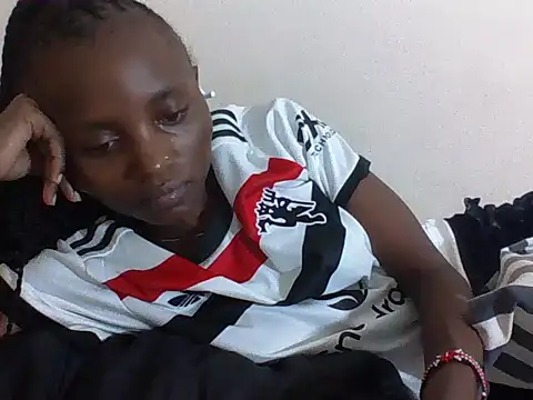 SexyNeedle22 online show from October 19, 9:15 pm