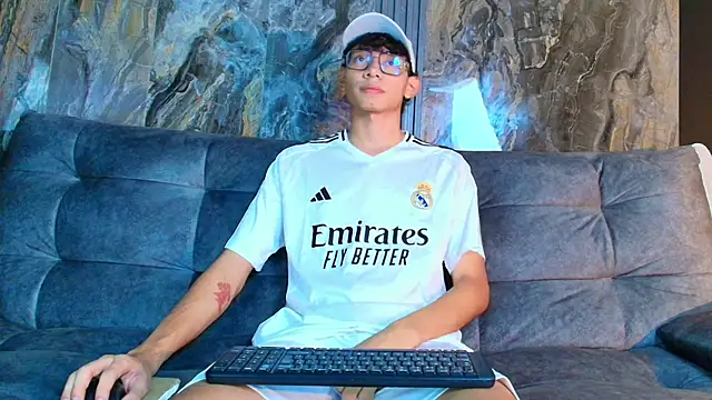 Daviid laidd online show from December 10, 8:08 am